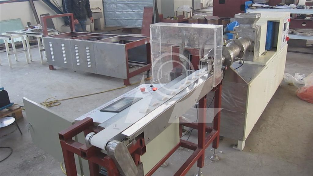 陶瓷塊擠出切割